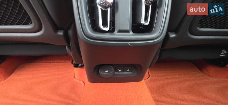 Позашляховик / Кросовер Volvo XC40 Recharge 2021 в Тернополі