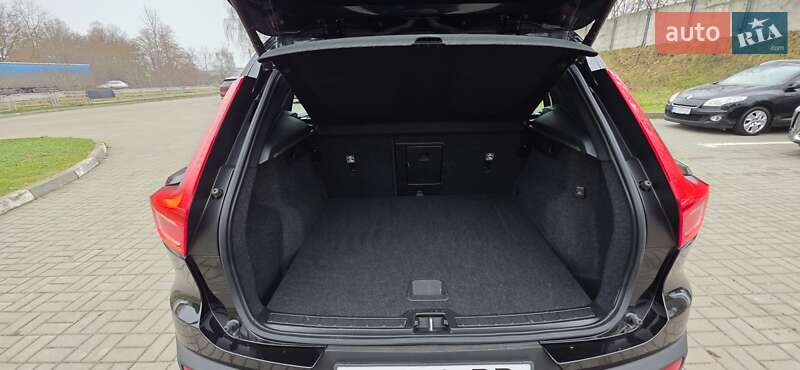 Позашляховик / Кросовер Volvo XC40 Recharge 2021 в Тернополі