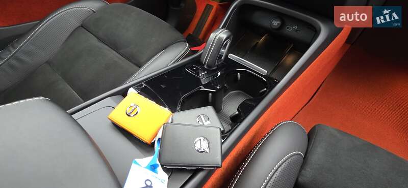 Позашляховик / Кросовер Volvo XC40 Recharge 2021 в Тернополі