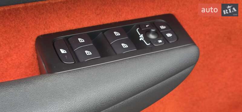 Позашляховик / Кросовер Volvo XC40 Recharge 2021 в Тернополі