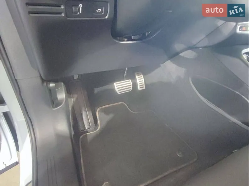 Volvo XC40 Recharge 2022 VIN YV4ED3UAXN2774683 фото оголошення 23 з 74