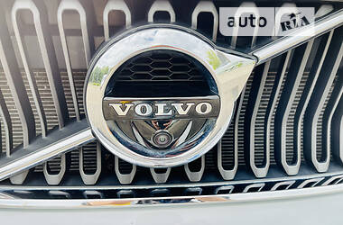 Позашляховик / Кросовер Volvo XC40 2020 в Рівному