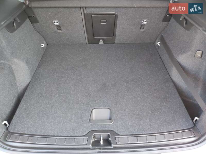 Внедорожник / Кроссовер Volvo XC40 2019 в Шепетовке