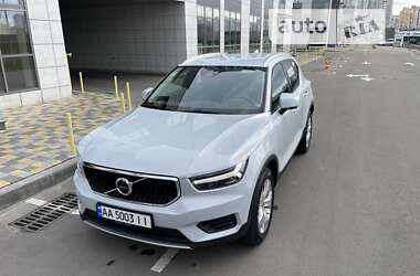 Позашляховик / Кросовер Volvo XC40 2019 в Києві