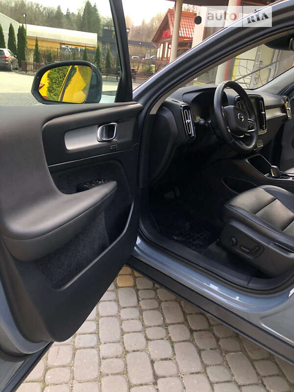 Внедорожник / Кроссовер Volvo XC40 2020 в Трускавце