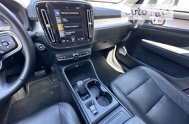 Внедорожник / Кроссовер Volvo XC40 2019 в Днепре