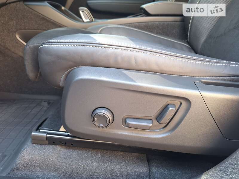 Внедорожник / Кроссовер Volvo XC40 2021 в Полтаве