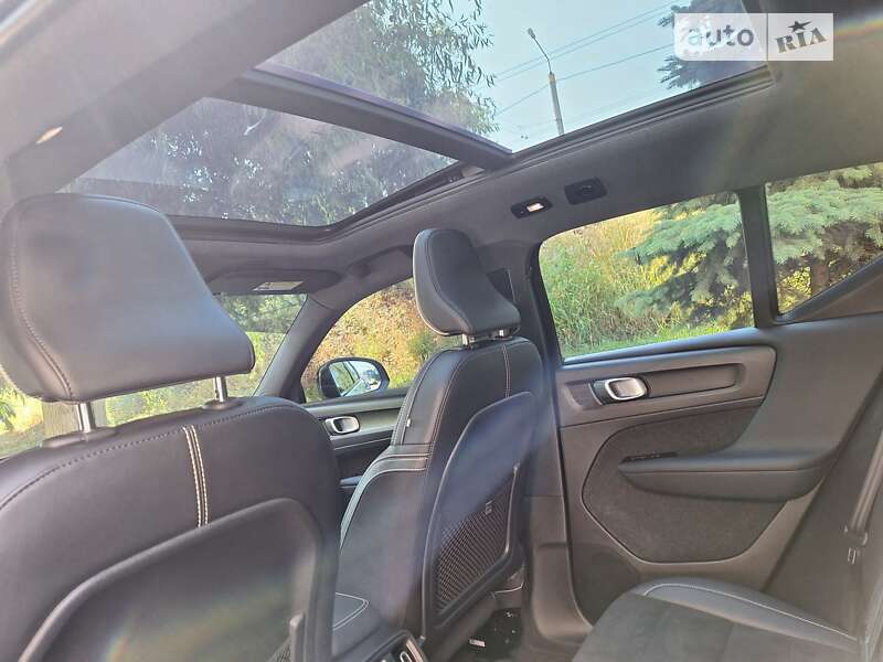 Внедорожник / Кроссовер Volvo XC40 2021 в Полтаве