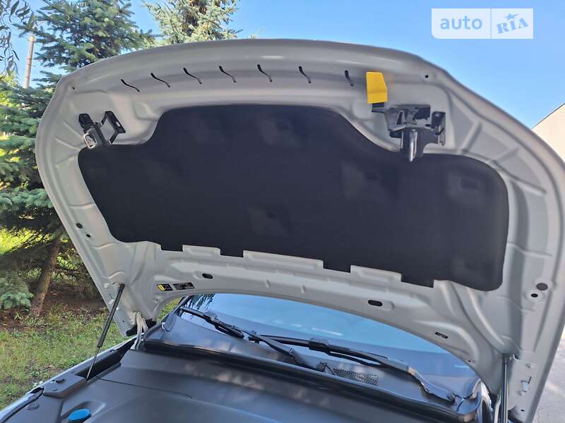 Внедорожник / Кроссовер Volvo XC40 2021 в Полтаве