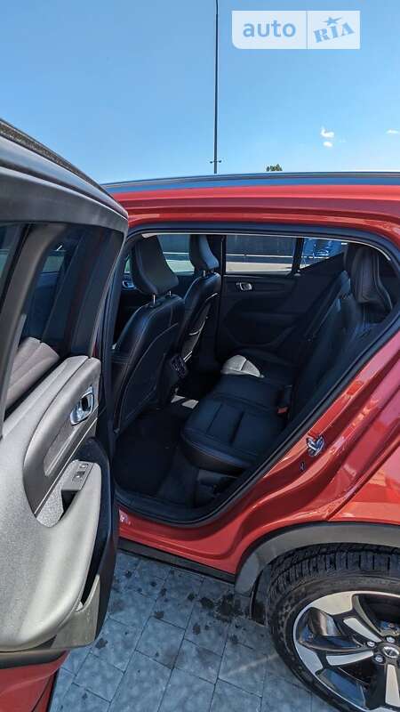 Внедорожник / Кроссовер Volvo XC40 2018 в Львове фото 24 Внедорожник / Кроссовер Volvo XC40 2018 в Львове