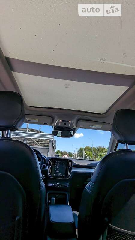 Внедорожник / Кроссовер Volvo XC40 2018 в Львове фото 27 Внедорожник / Кроссовер Volvo XC40 2018 в Львове