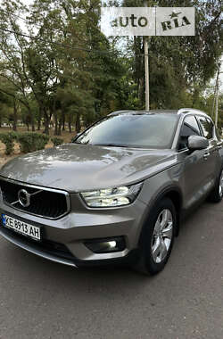 Внедорожник / Кроссовер Volvo XC40 2020 в Кривом Роге