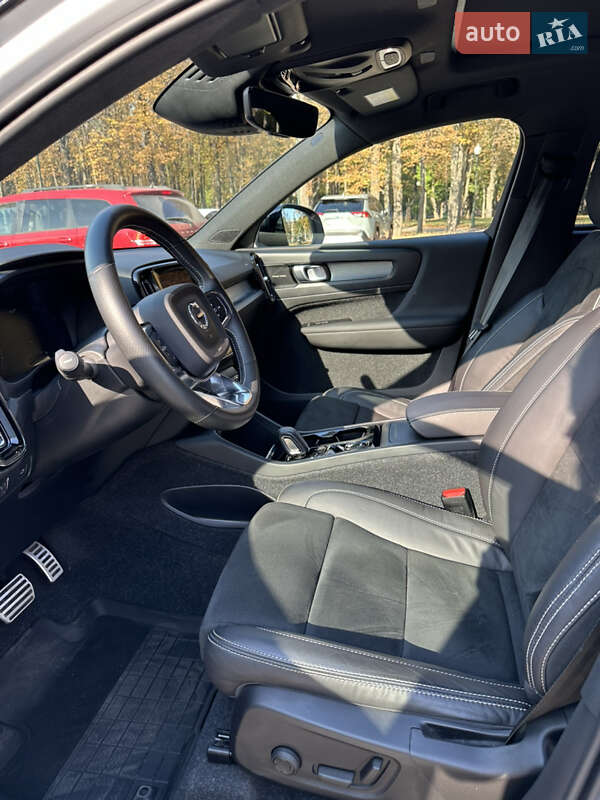 Позашляховик / Кросовер Volvo XC40 2020 в Харкові