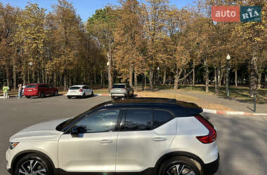 Позашляховик / Кросовер Volvo XC40 2020 в Харкові