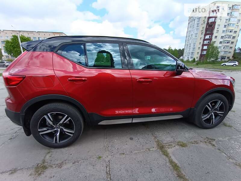 Внедорожник / Кроссовер Volvo XC40 2020 в Славуте