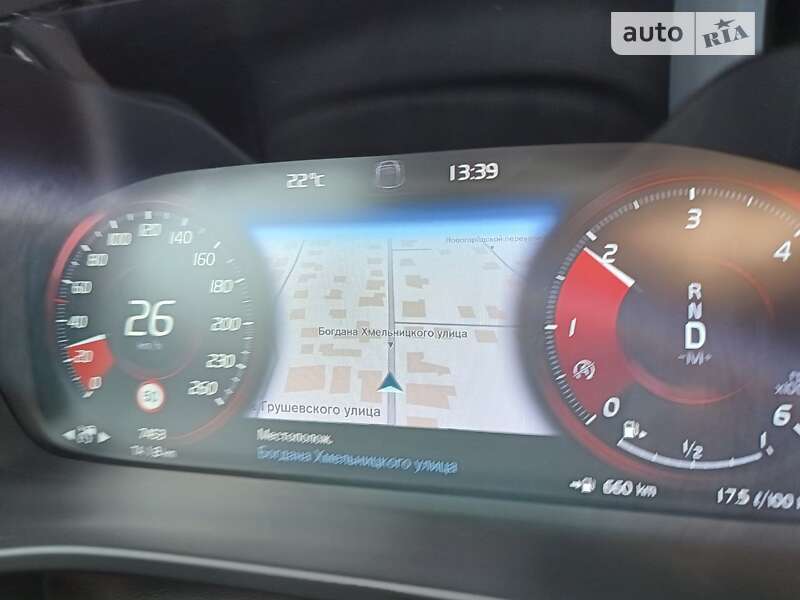 Внедорожник / Кроссовер Volvo XC40 2020 в Славуте