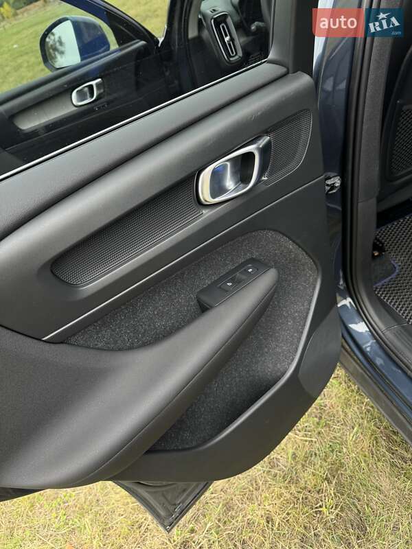 Внедорожник / Кроссовер Volvo XC40 2020 в Полтаве фото 10 Внедорожник / Кроссовер Volvo XC40 2020 в Полтаве