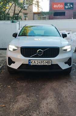 Позашляховик / Кросовер Volvo XC40 2023 в Києві