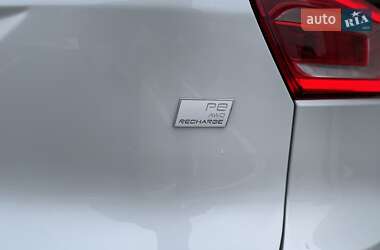 Внедорожник / Кроссовер Volvo XC40 2021 в 