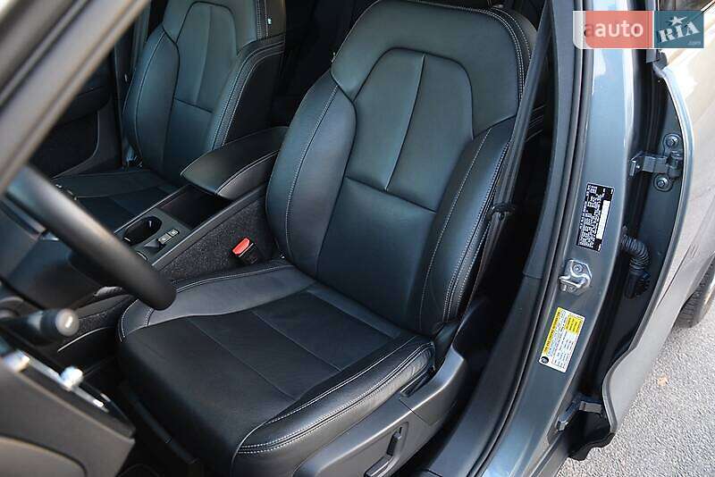 Позашляховик / Кросовер Volvo XC40 2018 в Києві