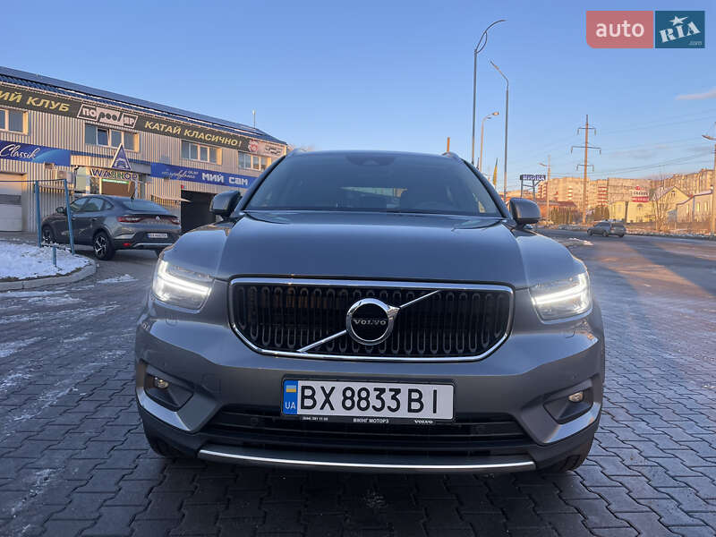 Внедорожник / Кроссовер Volvo XC40 2018 в Хмельницком