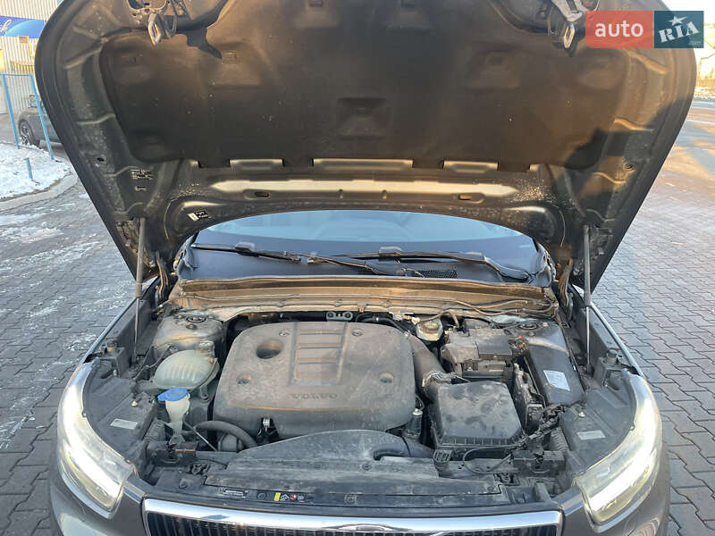 Внедорожник / Кроссовер Volvo XC40 2018 в Хмельницком