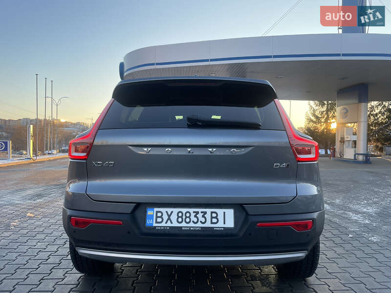 Внедорожник / Кроссовер Volvo XC40 2018 в Хмельницком