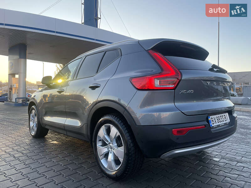 Внедорожник / Кроссовер Volvo XC40 2018 в Хмельницком