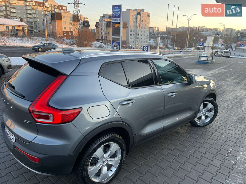 Внедорожник / Кроссовер Volvo XC40 2018 в Хмельницком