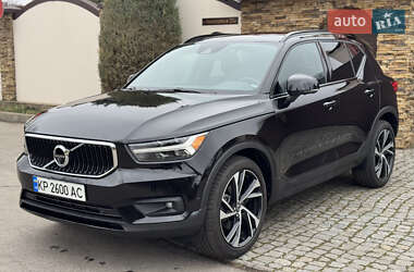 Позашляховик / Кросовер Volvo XC40 2022 в Запоріжжі