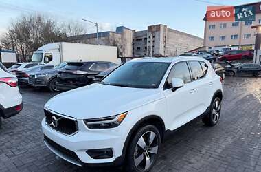 Внедорожник / Кроссовер Volvo XC40 2021 в Луцке