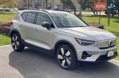 Внедорожник / Кроссовер Volvo XC40 2023 в Днепре