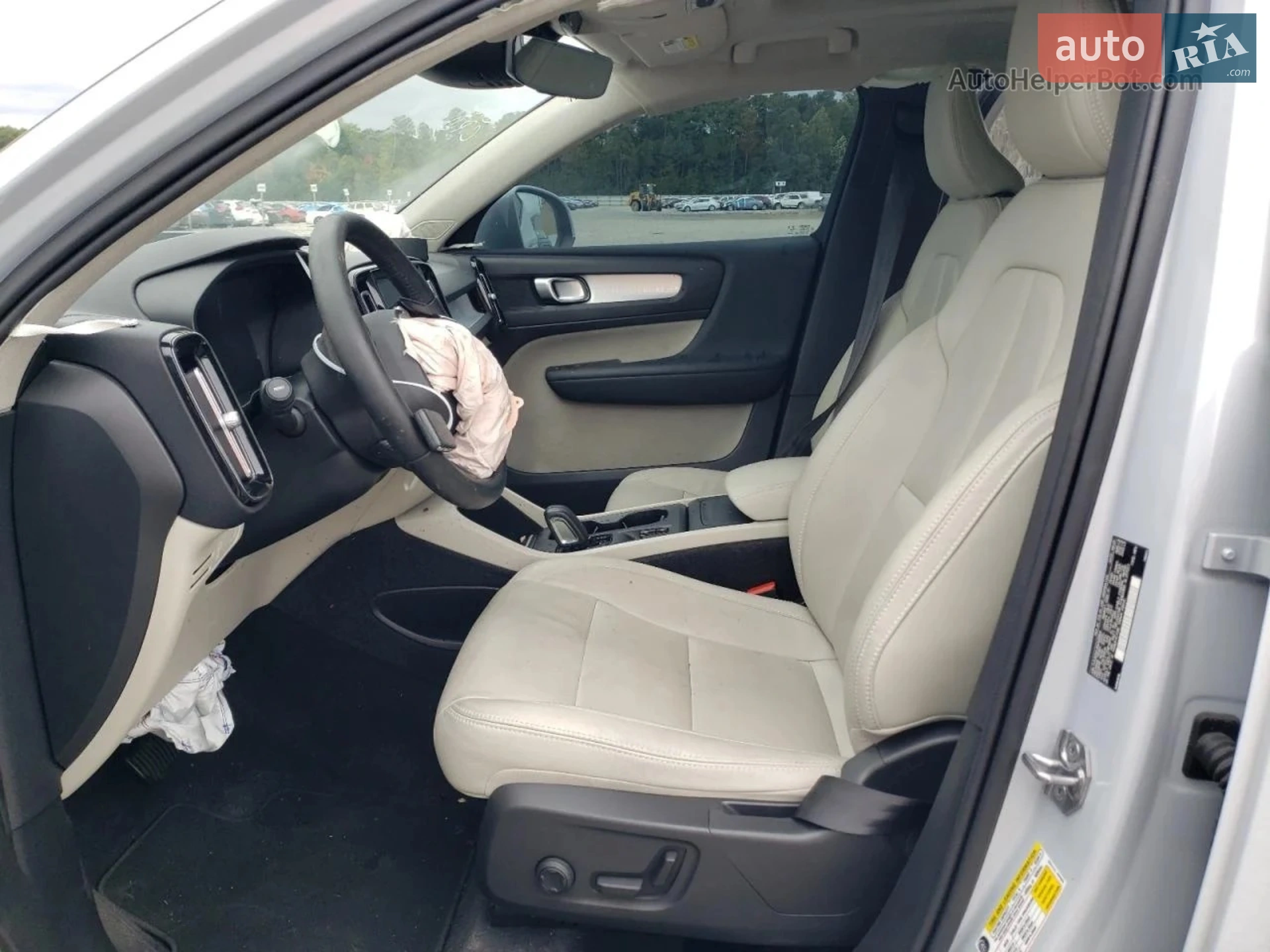 2020 Volvo XC40 - мініатюра 7