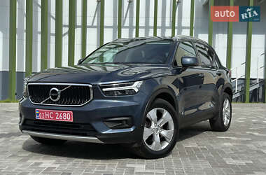 Внедорожник / Кроссовер Volvo XC40 2021 в Киеве