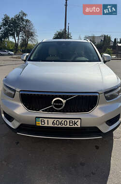 Внедорожник / Кроссовер Volvo XC40 2019 в Полтаве