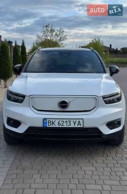 Внедорожник / Кроссовер Volvo XC40 2021 в Ровно