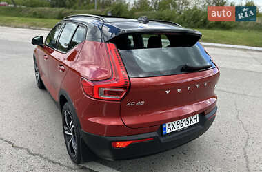 Внедорожник / Кроссовер Volvo XC40 2020 в 