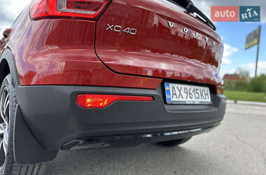 Внедорожник / Кроссовер Volvo XC40 2020 в 