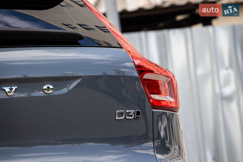 Позашляховик / Кросовер Volvo XC40 2020 в Львові