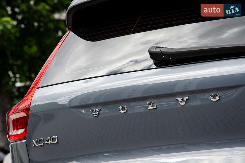 Позашляховик / Кросовер Volvo XC40 2020 в Львові