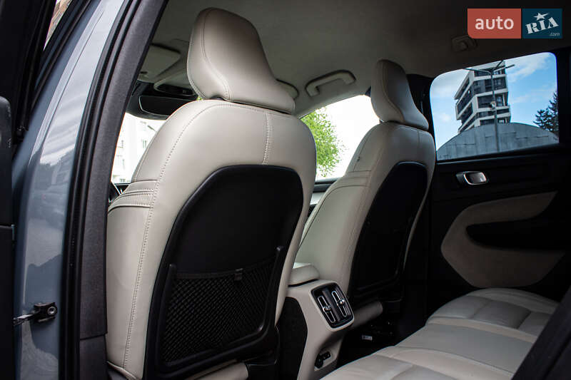Позашляховик / Кросовер Volvo XC40 2020 в Львові