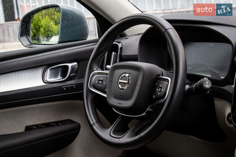 Позашляховик / Кросовер Volvo XC40 2020 в Львові