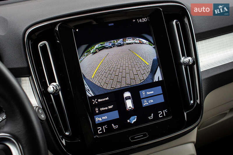 Позашляховик / Кросовер Volvo XC40 2020 в Львові