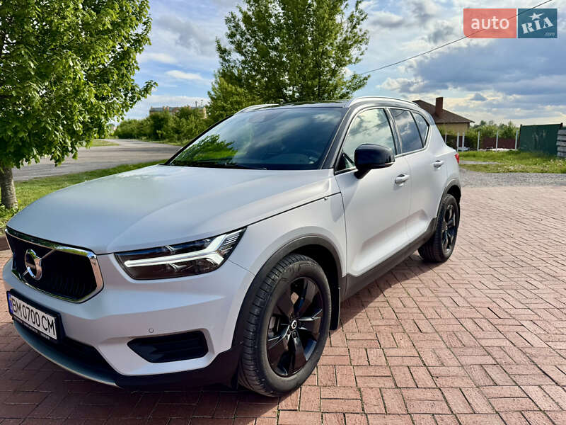 Внедорожник / Кроссовер Volvo XC40 2019 в Сумах