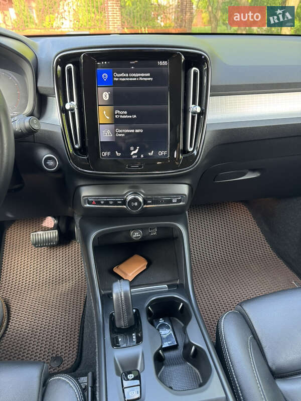 Внедорожник / Кроссовер Volvo XC40 2019 в Сумах