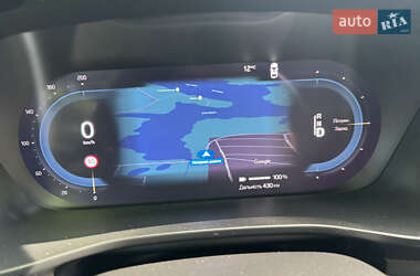 Позашляховик / Кросовер Volvo XC40 2021 в 