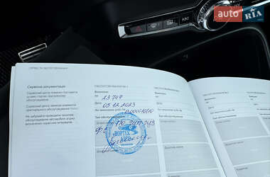 Внедорожник / Кроссовер Volvo XC40 2021 в 