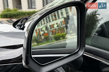 Позашляховик / Кросовер Volvo XC40 2022 в 
