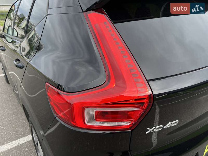 Внедорожник / Кроссовер Volvo XC40 2018 в Киеве