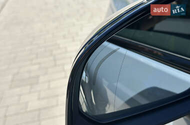 Внедорожник / Кроссовер Volvo XC40 2023 в 